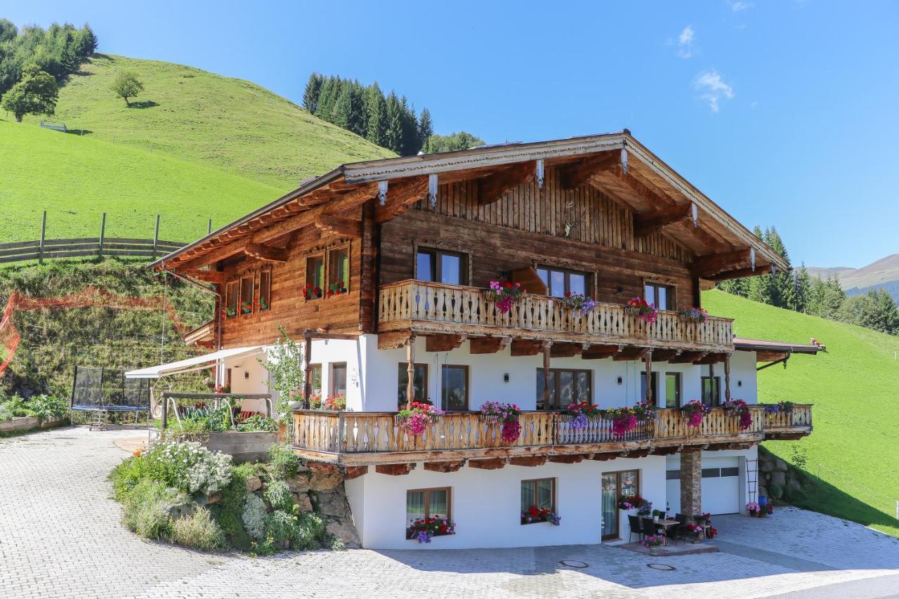 Apartmán Landhaus Hinterglemm Saalbach-Hinterglemm Exteriér fotografie